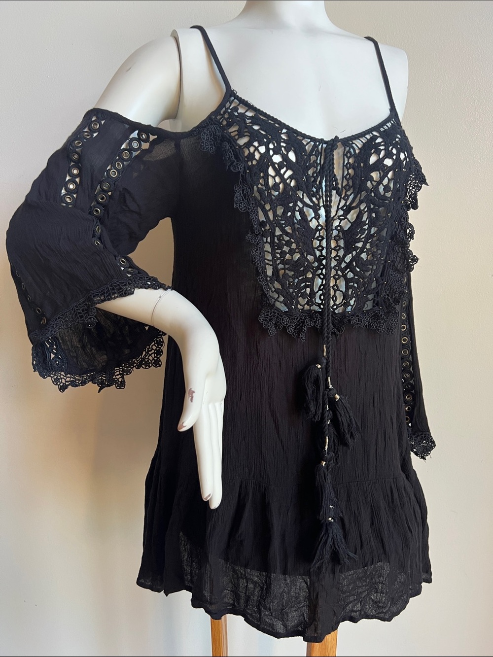 Surf Gypsy Black Cold-Shoulder Crochet Tassel Tunic whimsygoth festival vibe
